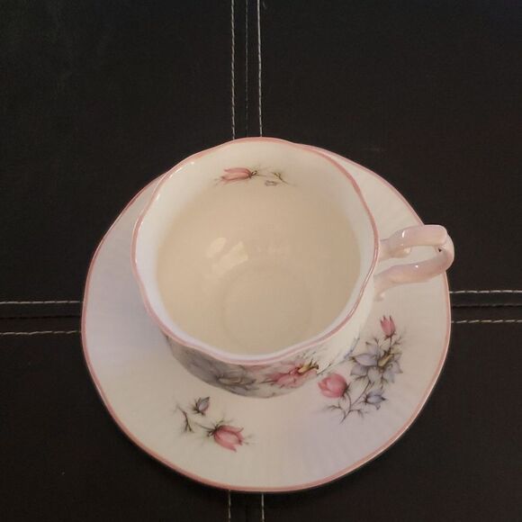 Vintage QUEEN'S Fine Bone China Tea Cup Saucer Rosina England 1875 Floral Rare - Picture 3 of 8